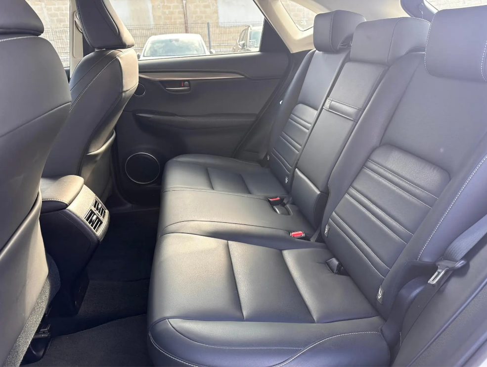 
								Lexus NX Sport Edition E-CVT 300h 2WD full									