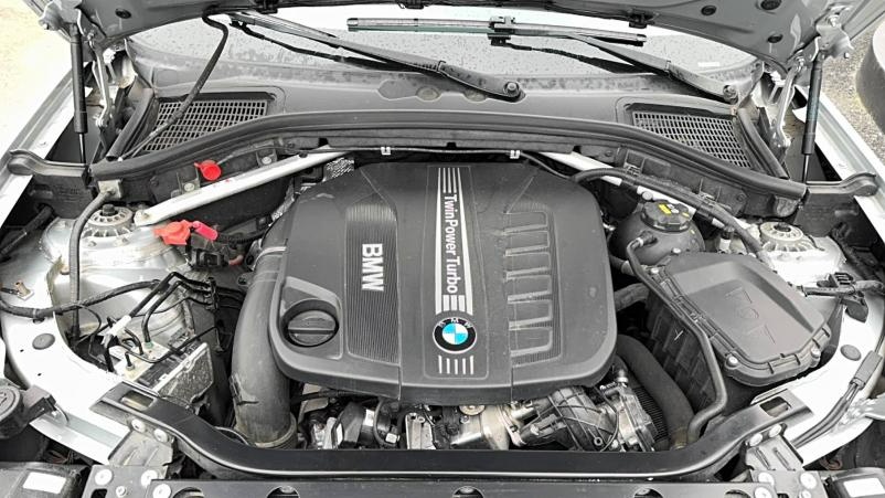 
								Bmw X4 xDrive30d full									