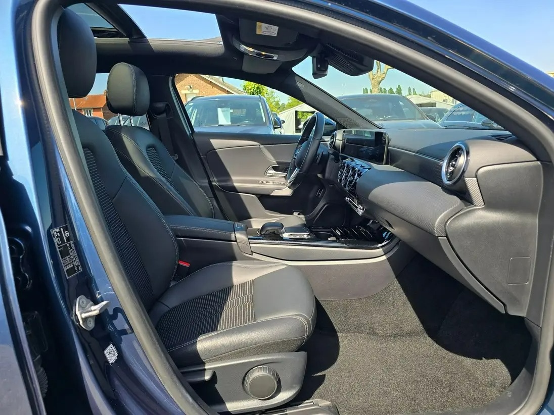 
								MERCEDES CLASSE A IV 250 E 8CV PROGRESSIVE LINE 8G-DCT full									